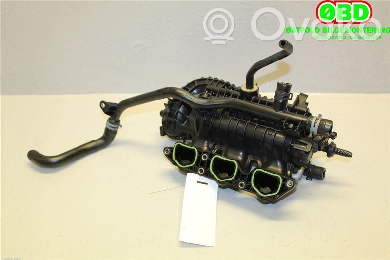 Volkswagen Polo VI Collettore di aspirazione 