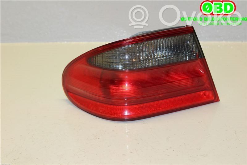 Mercedes-Benz E W210 Luci posteriori 