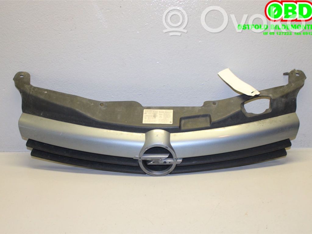 Opel Astra H Atrapa chłodnicy / Grill 