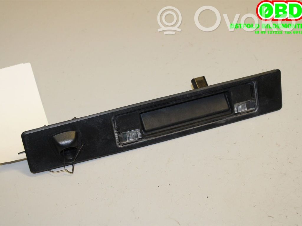 Volvo XC60 Interruptor para abrir la puerta trasera