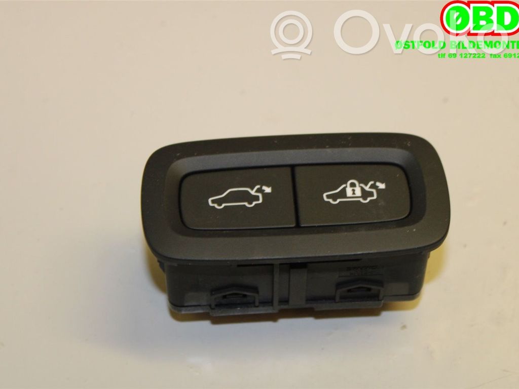 Interruptor para abrir la puerta trasera   31674801,31674801,31674801,31674801