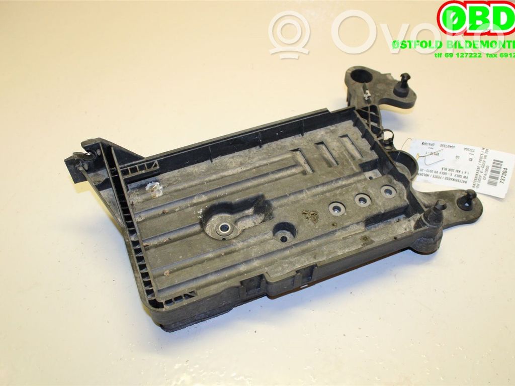 Volkswagen Golf VII Vassoio scatola della batteria 