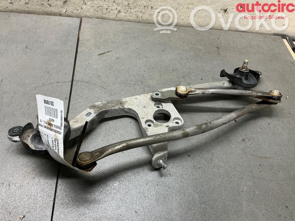 Toyota Auris E180 Tiranti del tergicristallo anteriore