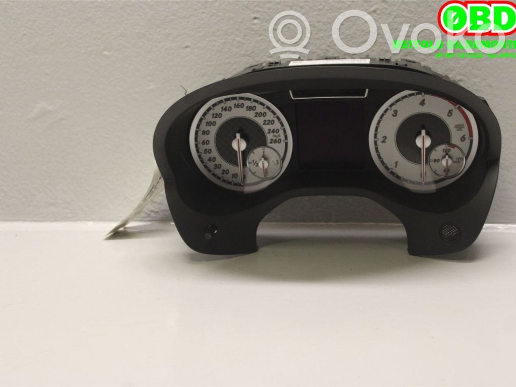 Mercedes-Benz A W176 Nopeusmittari (mittaristo) 