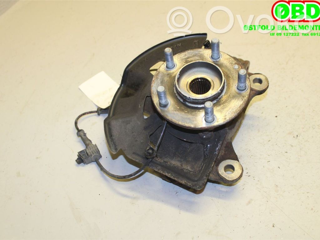Mazda 3 III Achsschenkel vorne 