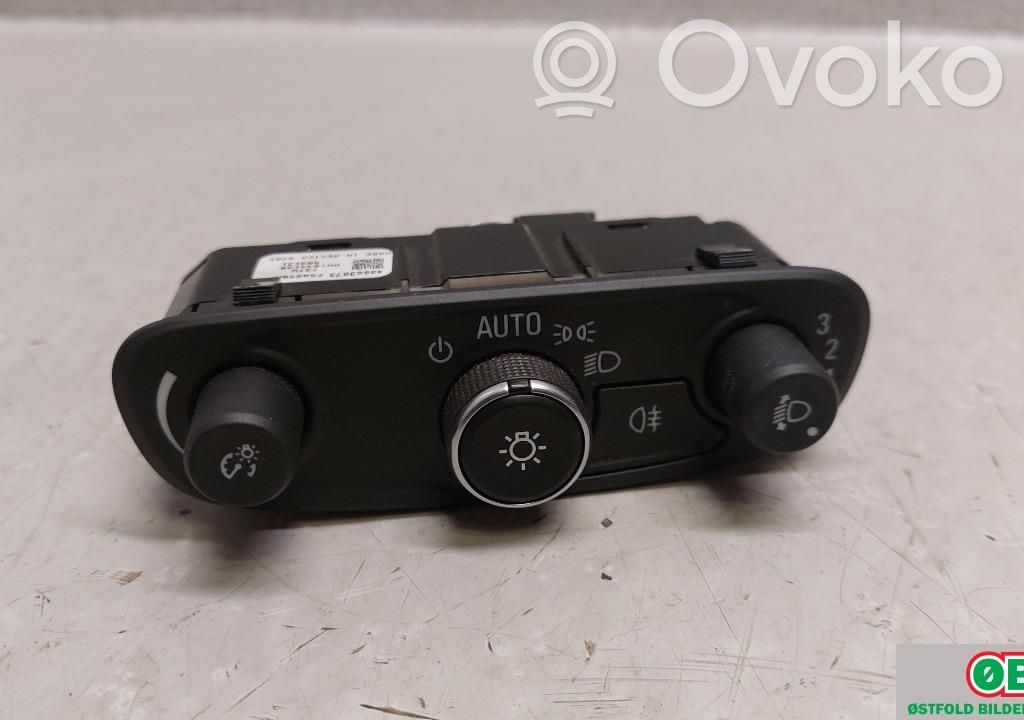 Opel Ampera- E Light switch 