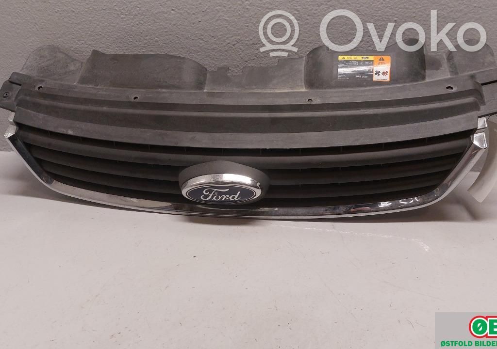 Ford Kuga I Etusäleikkö 