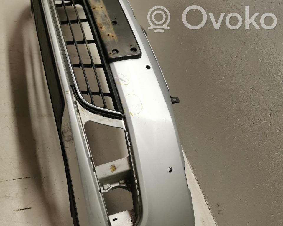 Volkswagen Jetta VI Paraurti anteriore 