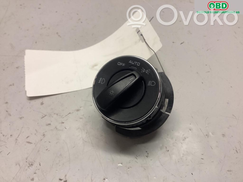 Porsche Cayenne (92A) Light switch 