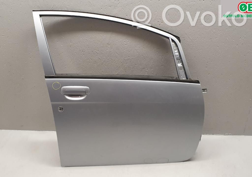 Puerta delantera   1607868880,1607868880