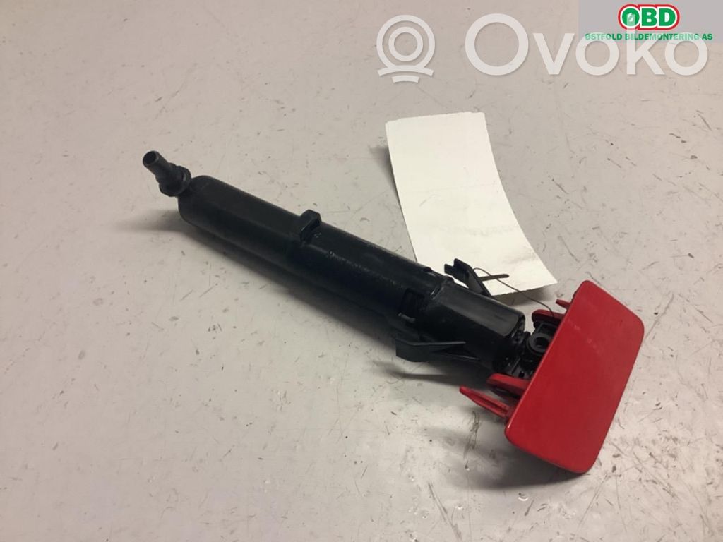 Volkswagen Polo V 6R Ugello a spruzzo lavavetri per faro 