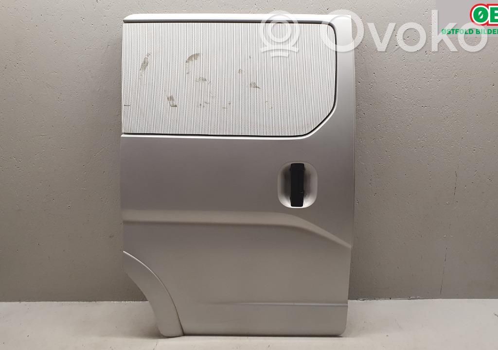 Nissan NV200 Side sliding door 