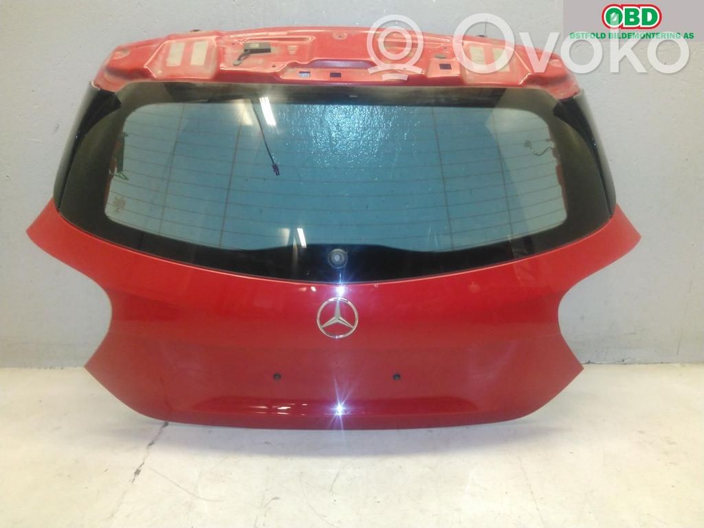 Mercedes-Benz A W176 Tylna klapa bagażnika