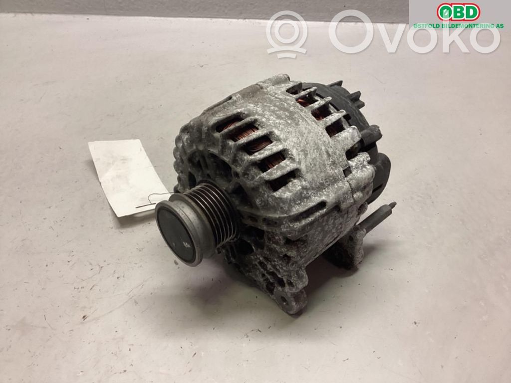 Volkswagen Golf VII Generatore/alternatore 