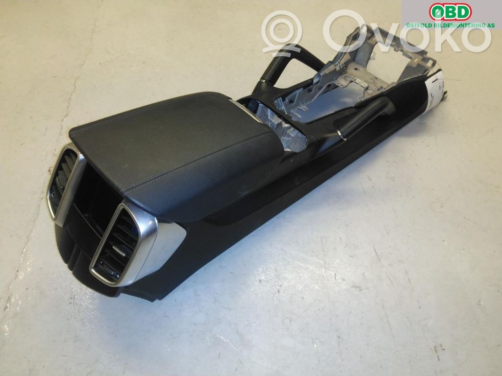 Porsche Cayenne (92A) Consola central 