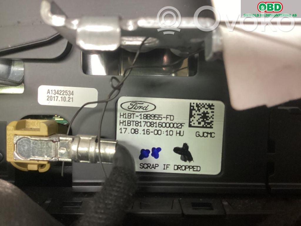 Ford Fiesta Panel / Radioodtwarzacz CD/DVD/GPS 