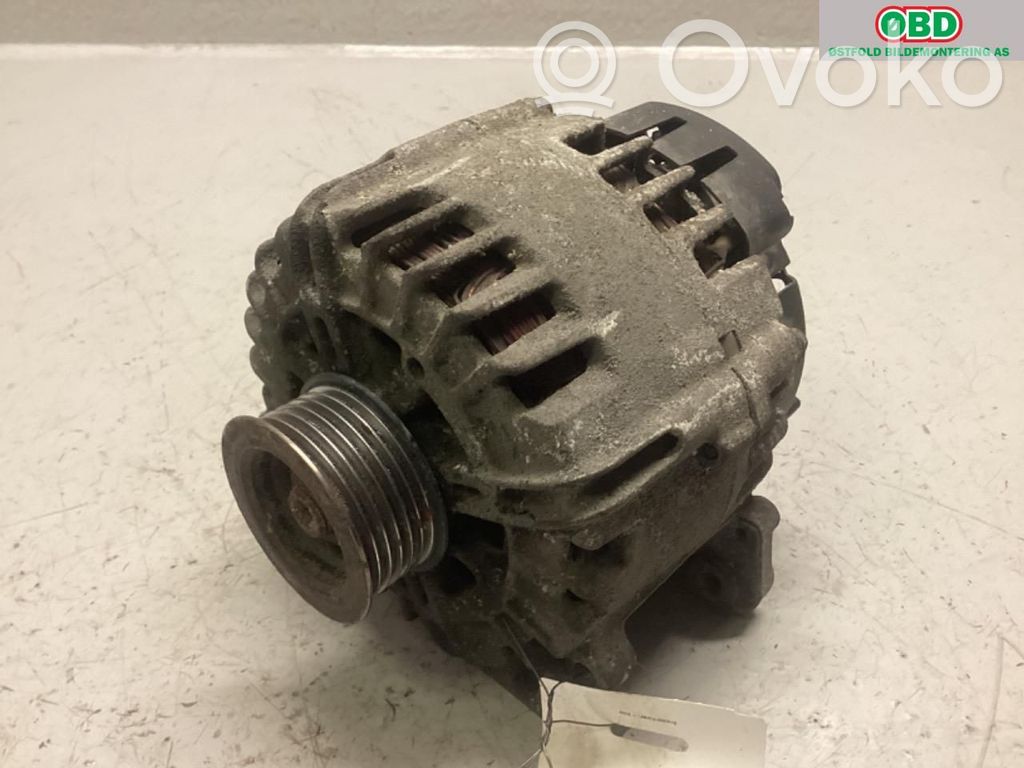Audi A4 S4 B8 8K Generator/alternator 