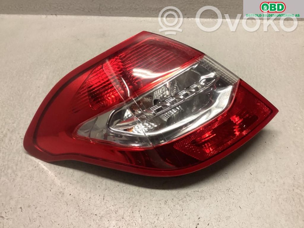 Citroen C4 II Luci posteriori 