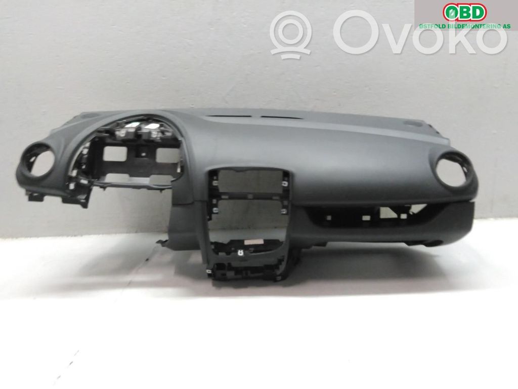 Renault Clio IV Panel de instrumentos 
