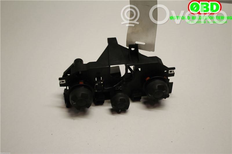 Iveco Daily 4th gen Climate control/heater control trim 