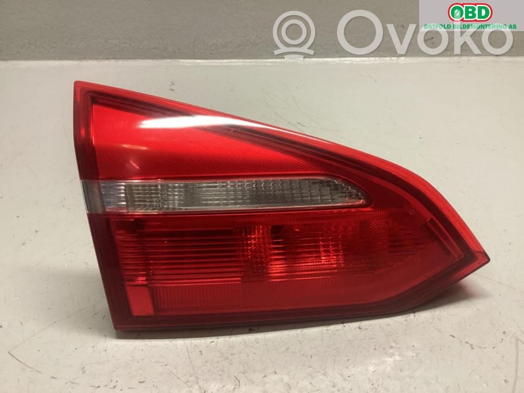 Rear/tail lights