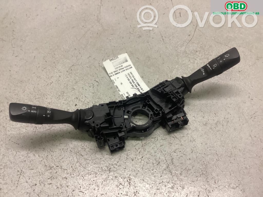 Toyota Prius (XW50) Comutator/buton multifuncțional 