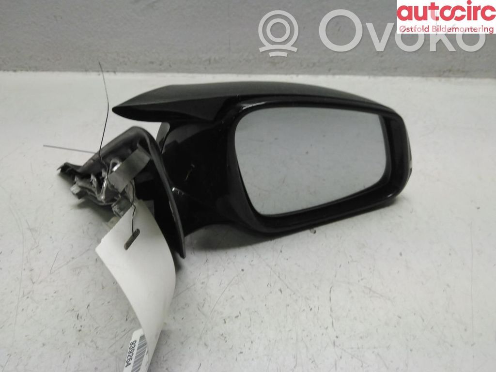 BMW 1 F20 F21 Front door electric wing mirror 
