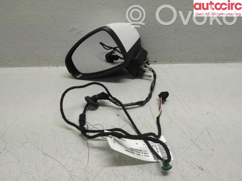 Audi A1 Front door electric wing mirror 