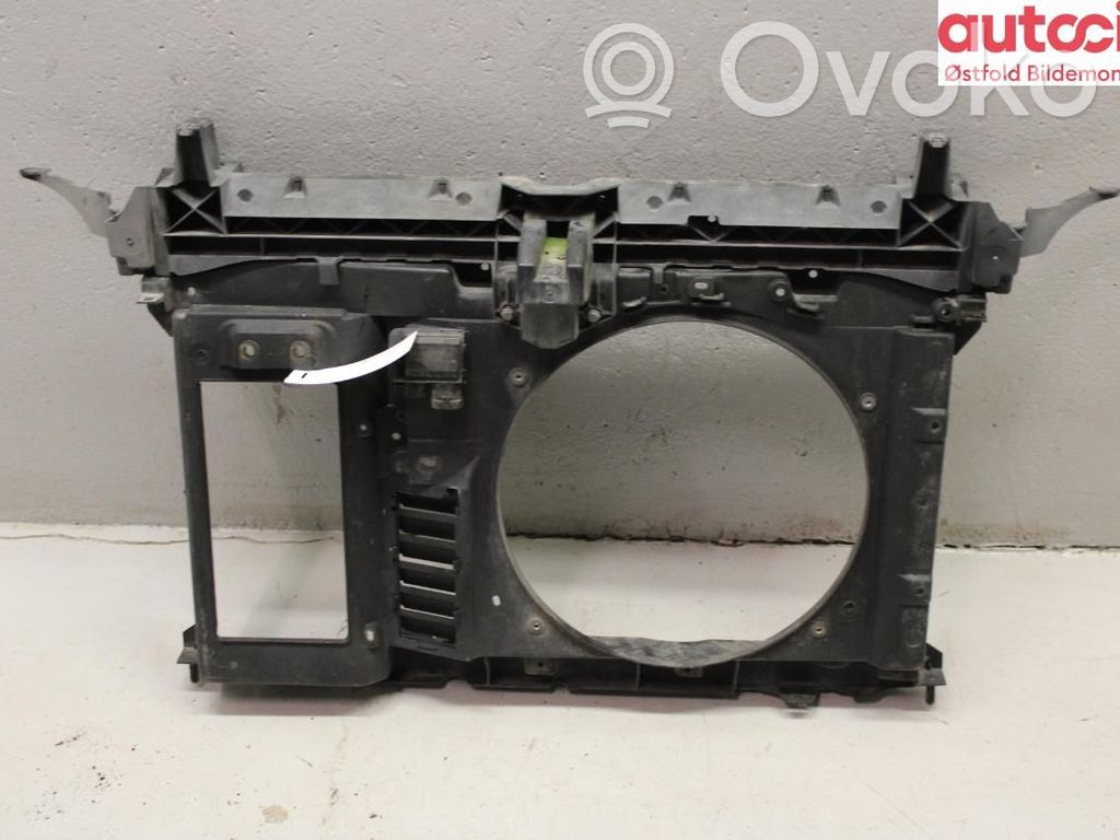 Peugeot 3008 I Pannello di supporto del radiatore 