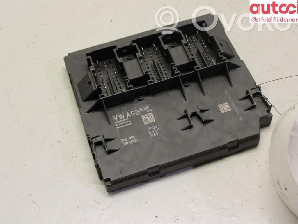 Volkswagen PASSAT B7 Modul de control caroserie central 