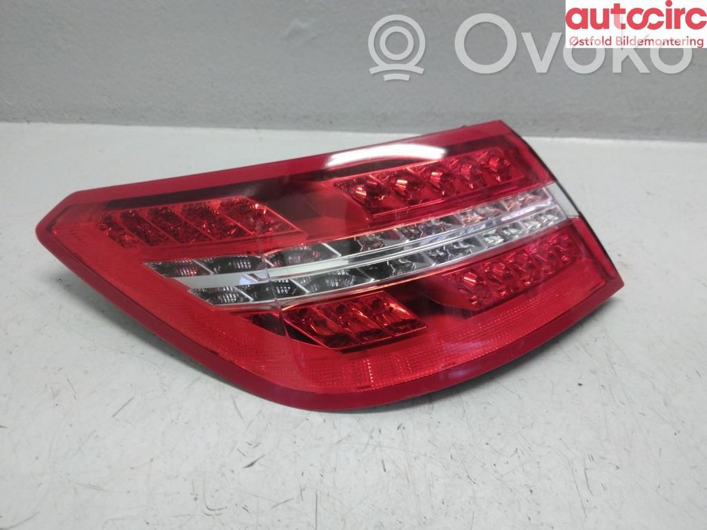 Mercedes-Benz E C207 W207 Luci posteriori
