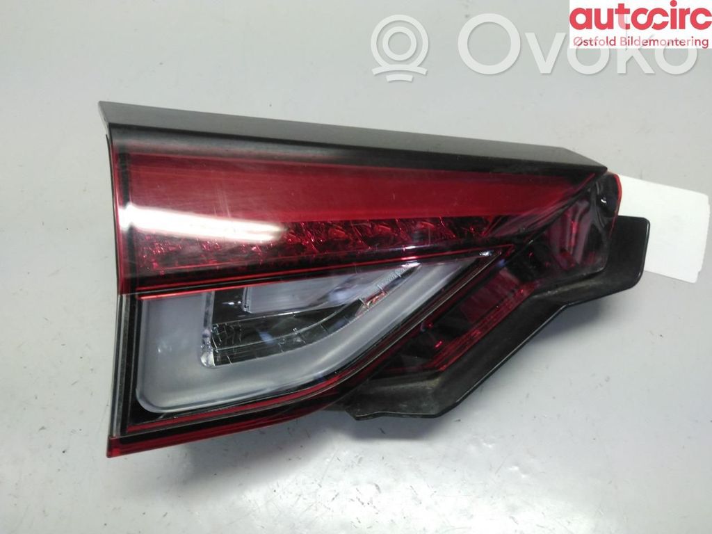 Mitsubishi Eclipse Cross Luz trasera/de freno 