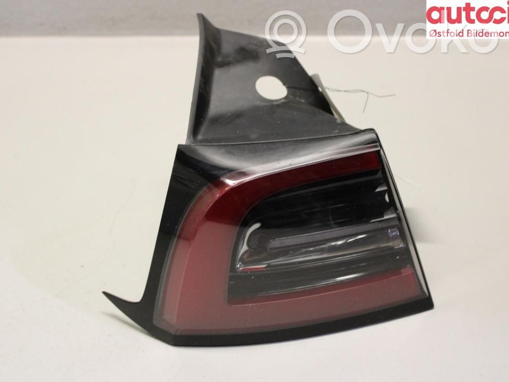 Lampa tylna   150208600D,150208600D