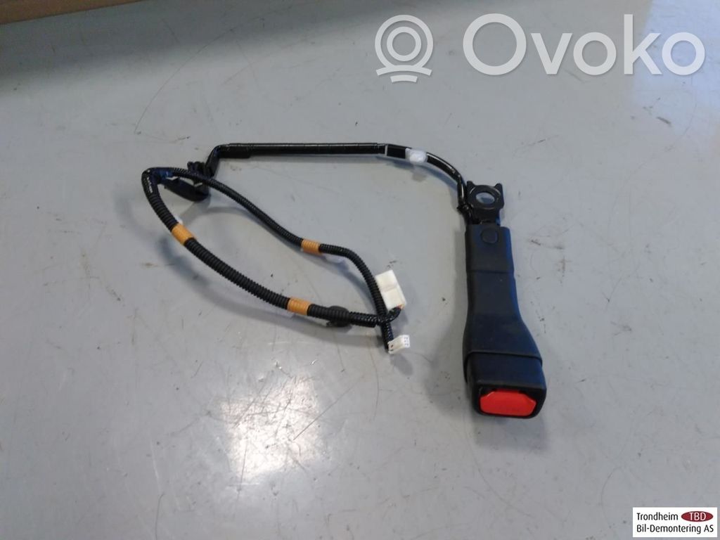 Lexus IS III XE30 Bridă fixare centură de siguranță față 