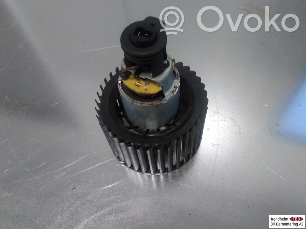 Audi A6 S6 C4 4A Ventilator aerotermă 