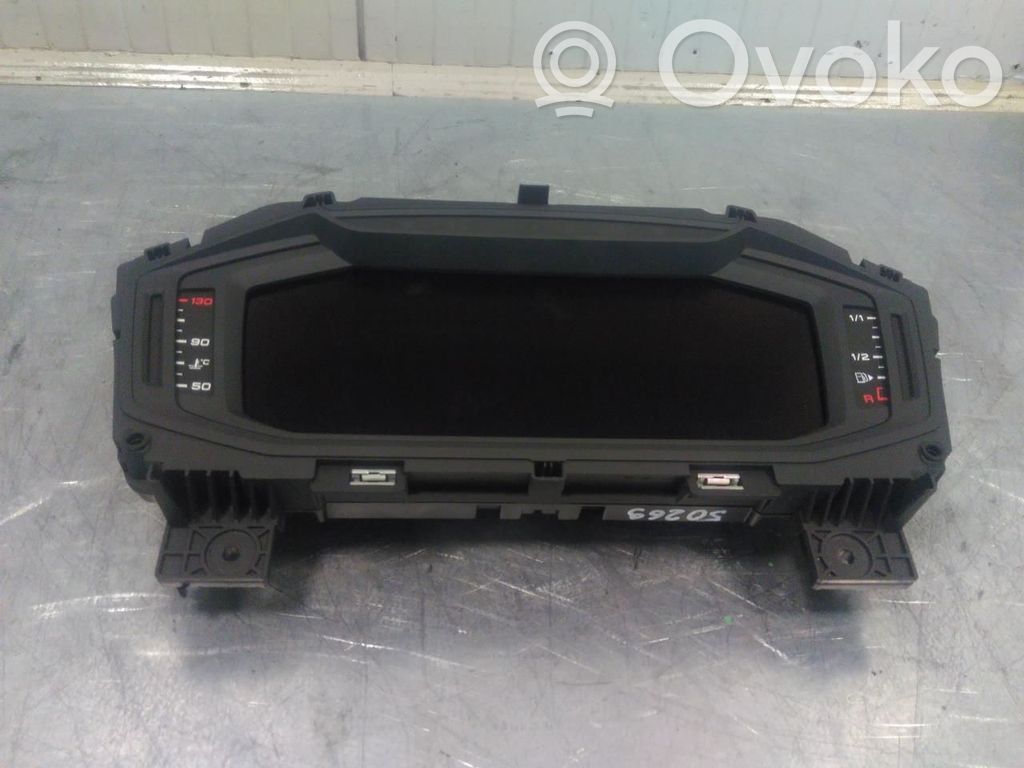 Audi A1 Geschwindigkeitsmesser Cockpit 