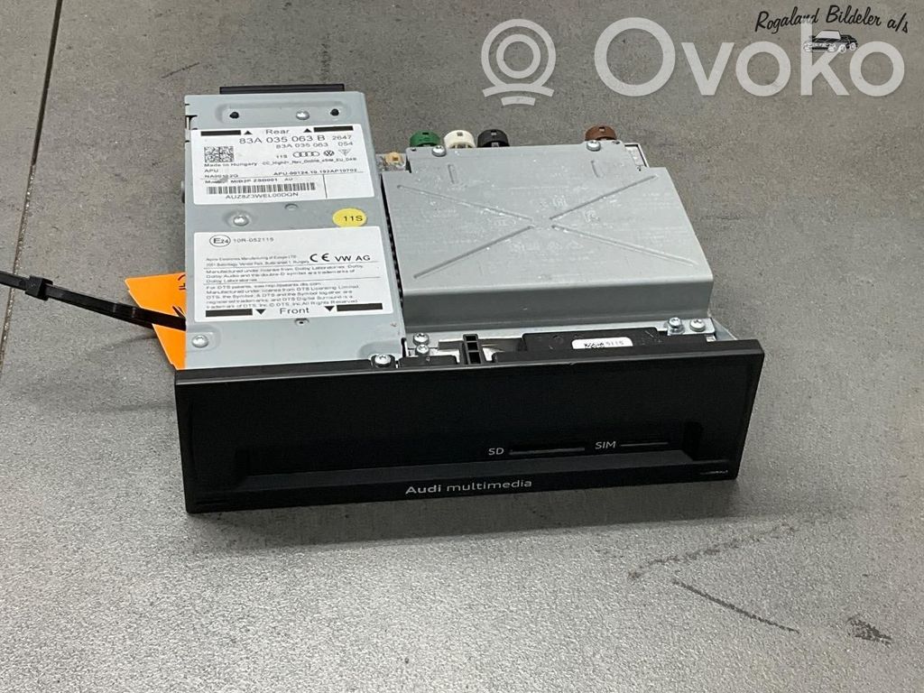 Audi A1 Panel / Radioodtwarzacz CD/DVD/GPS 