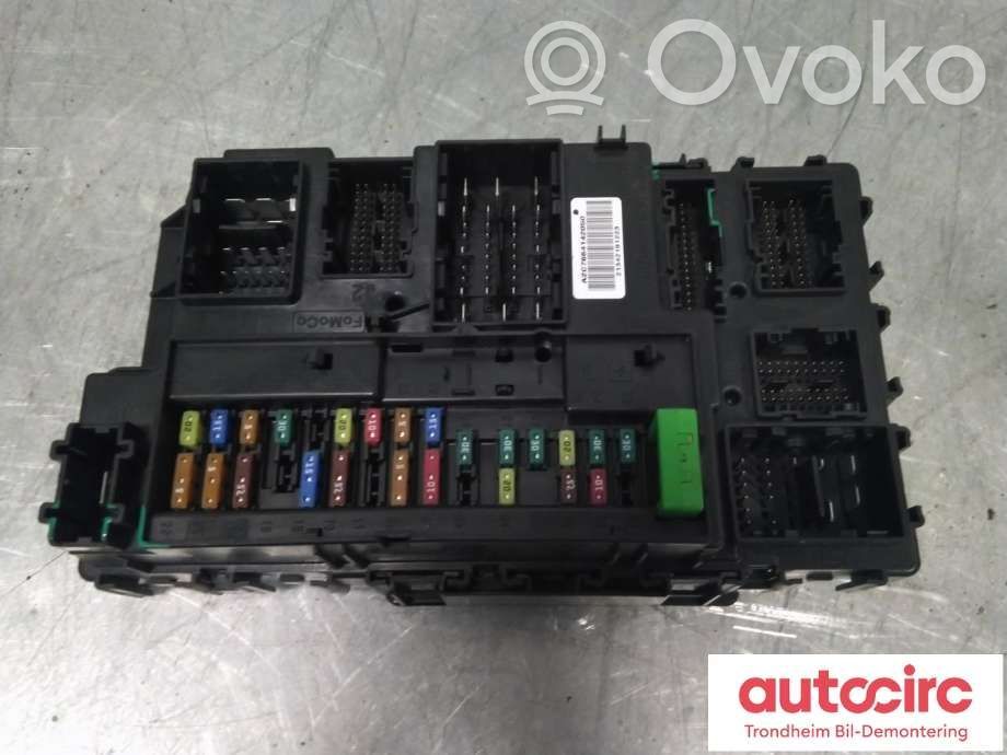Ford Explorer VI Fuse box set 