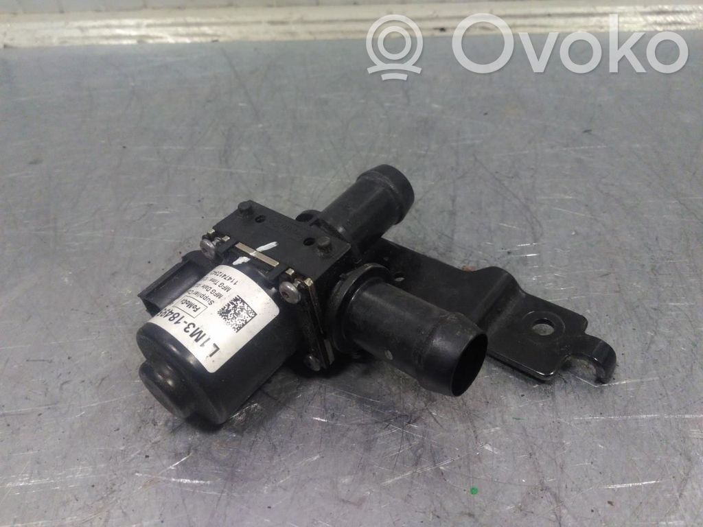 Ford Explorer VI Pompa wody 