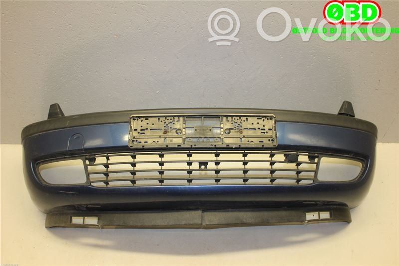 Opel Zafira A Parachoques delantero 