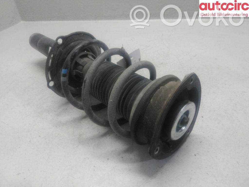Audi A3 8Y Ammortizzatore anteriore con molla elicoidale 