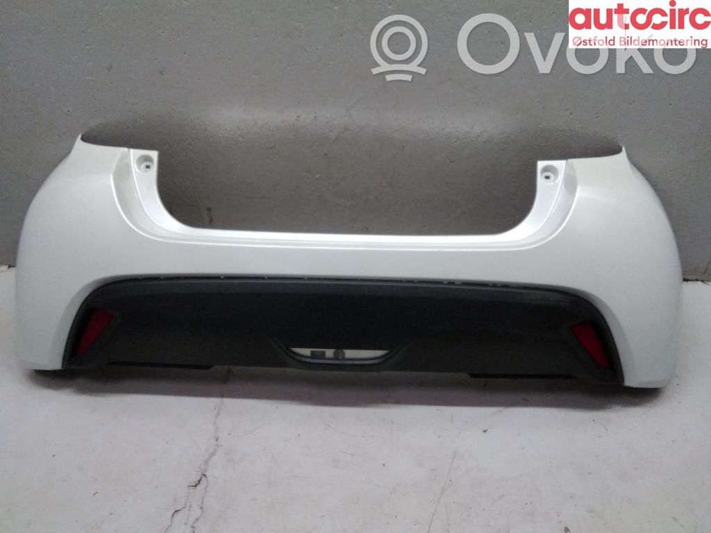 Toyota Yaris XP210 Paraurti 