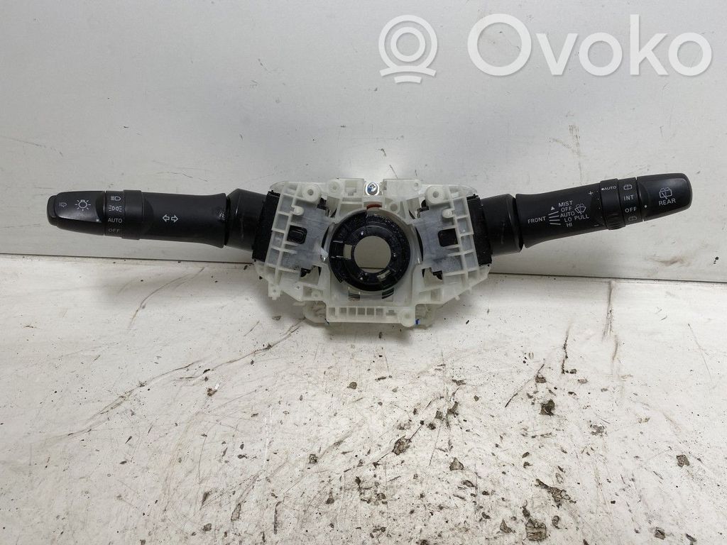 Mitsubishi Pajero Interruptor de control multifunción 