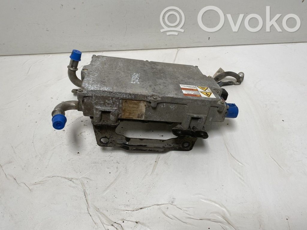 Tesla Model S Voltage converter inverter 