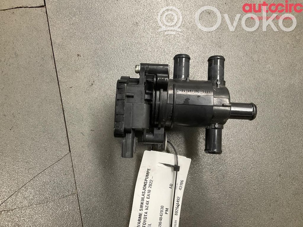 Toyota bZ4X Pompa obiegowa Webasto 