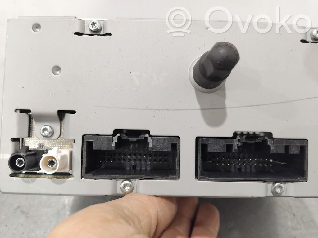 Ford C-MAX II Radio / CD-Player / DVD-Player / Navigation