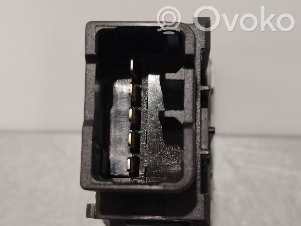 Suzuki Vitara (LY) Interruptor de luz antiniebla
