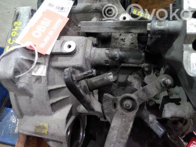 Volkswagen Golf VI Cutie viteze manuală cu 5 trepte