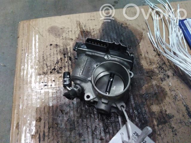 Toyota Avensis T250 Valvola corpo farfallato