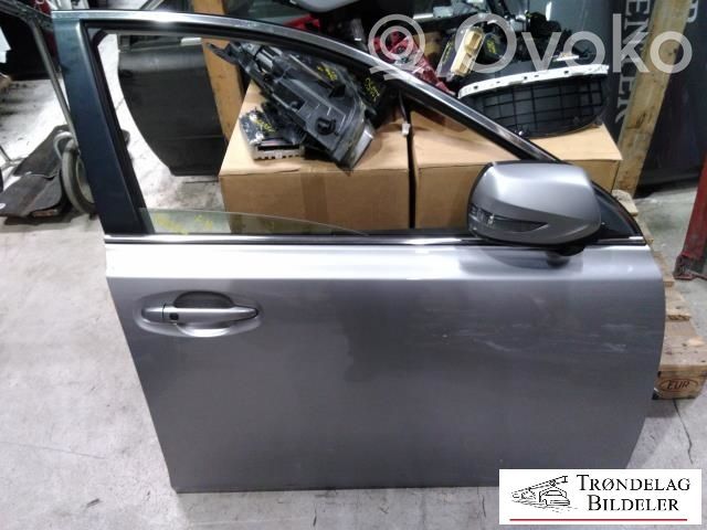 Subaru Outback Puerta delantera 